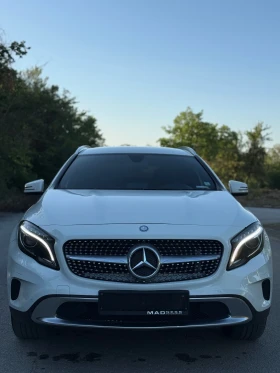  Mercedes-Benz GLA 20...