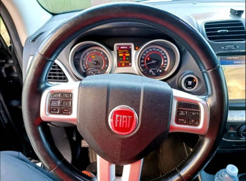 Fiat Freemont 2000.170кс., снимка 10 - Автомобили и джипове - 48417090