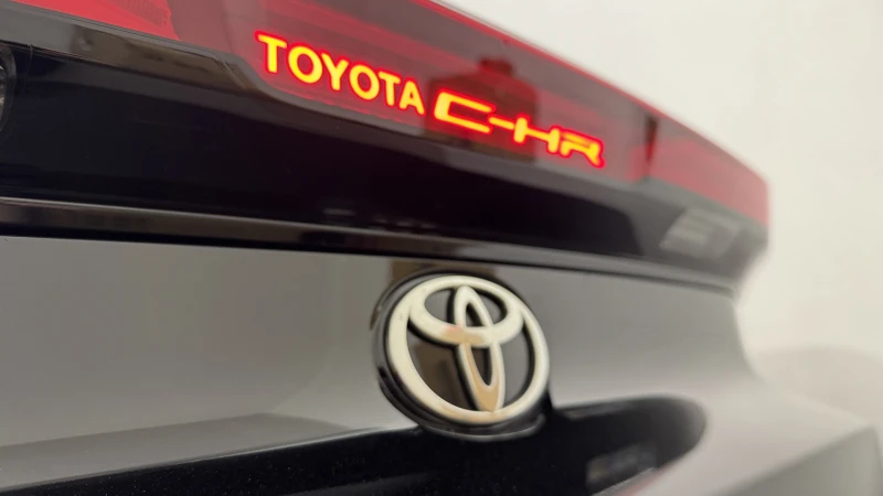 Toyota C-HR GR SPORT AWD. PREMIERE EDITION. НАЛИЧНА., снимка 15 - Автомобили и джипове - 52557887