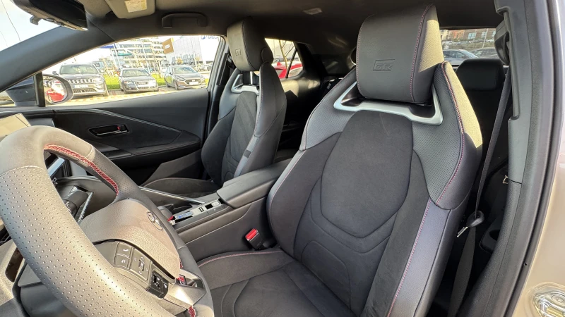 Toyota C-HR GR SPORT AWD. PREMIERE EDITION. НАЛИЧНА., снимка 6 - Автомобили и джипове - 52557887