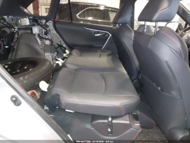 Toyota Rav4 XSE - изображение 8