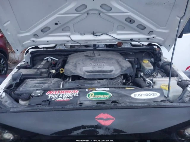 Jeep Wrangler SPORT* Fog Lights* Anti-Lock Brakes* Клип на мотор, снимка 13 - Автомобили и джипове - 53330899