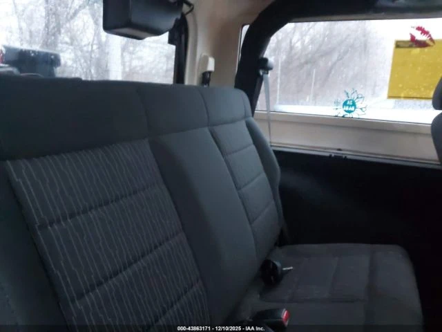 Jeep Wrangler SPORT* Fog Lights* Anti-Lock Brakes* Клип на мотор, снимка 11 - Автомобили и джипове - 53330899