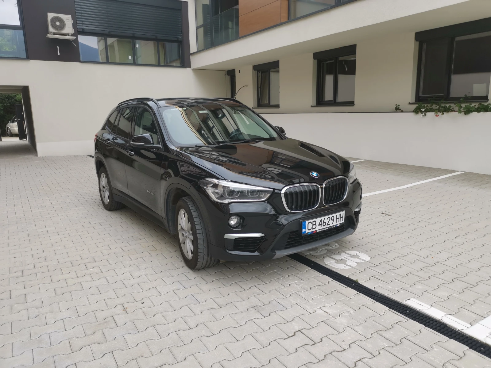 BMW X1 X-drive - изображение 3