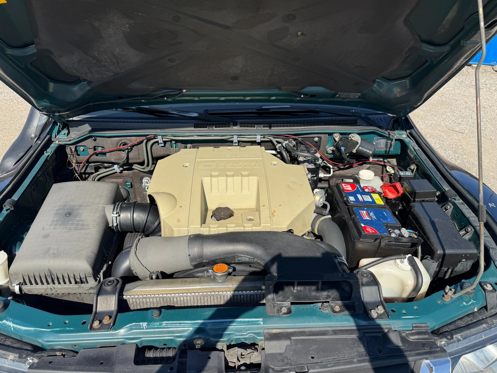 Mitsubishi Pajero 3.2D-165K.C-4X4 - изображение 10