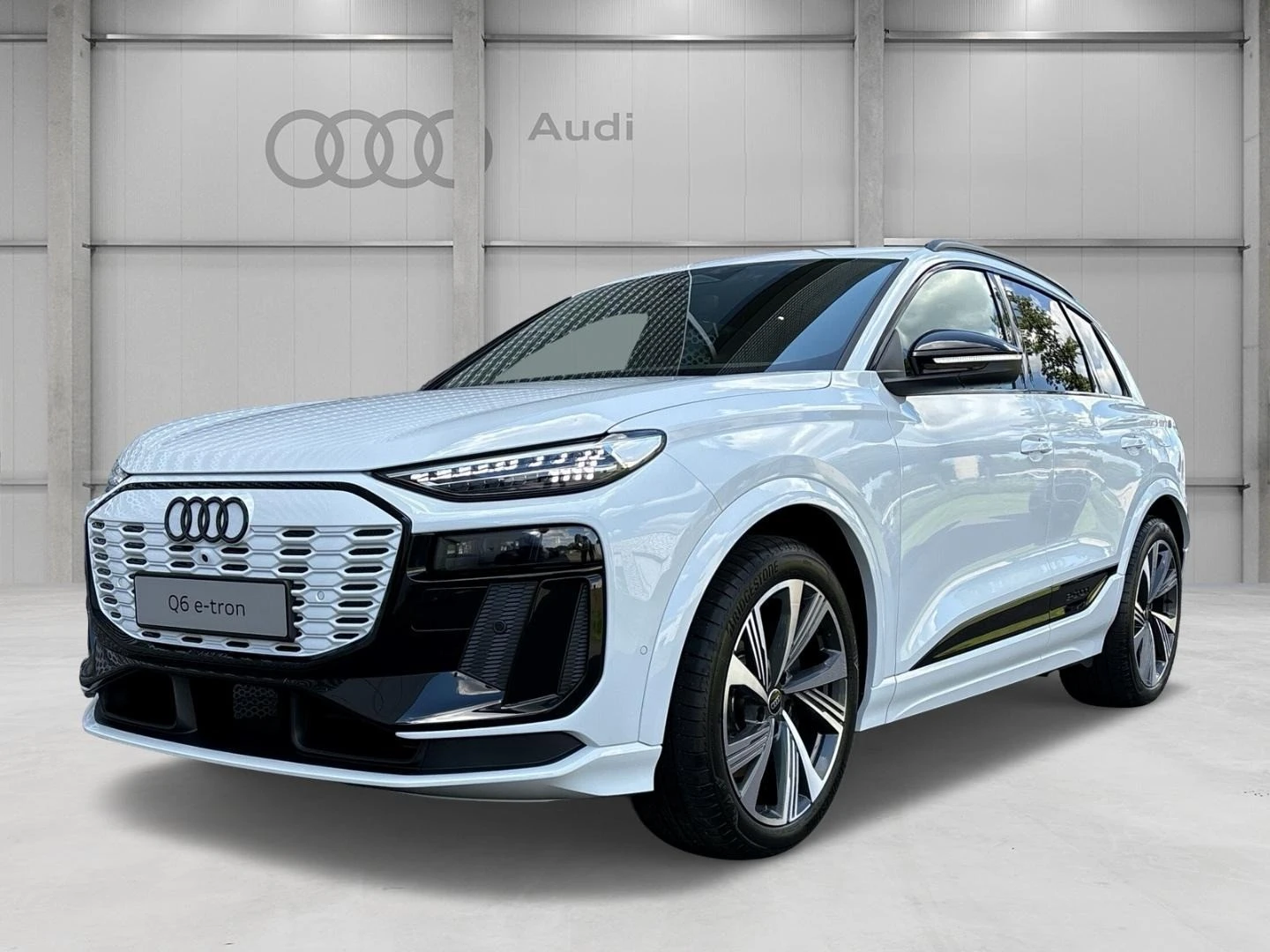 Audi Q6 SQ6 E-TRON/MATRIX/PANO/B&O/HEAD UP/360/ - изображение 3