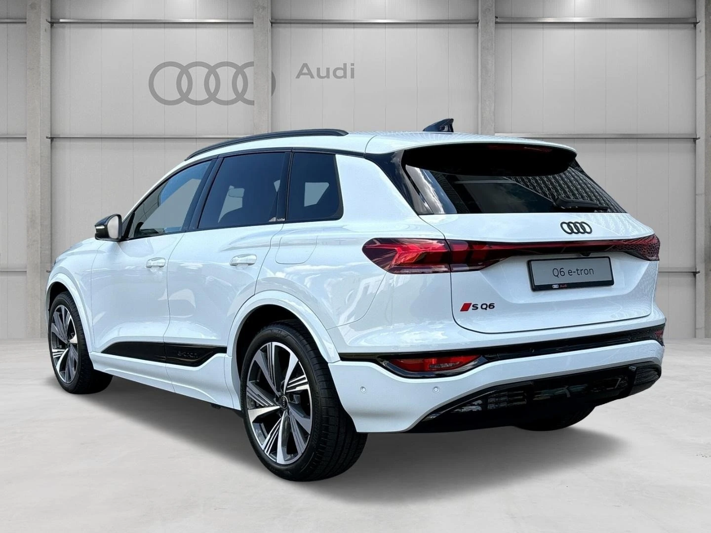Audi Q6 SQ6 E-TRON/MATRIX/PANO/B&O/HEAD UP/360/ - изображение 5