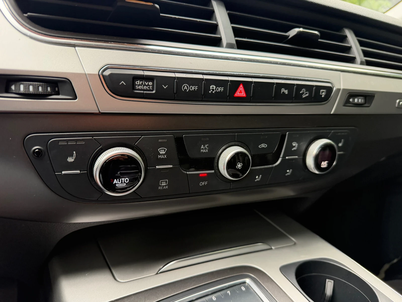 Audi Q7 3.0D* На* Пружини* Кожа, снимка 12 - Автомобили и джипове - 54755818