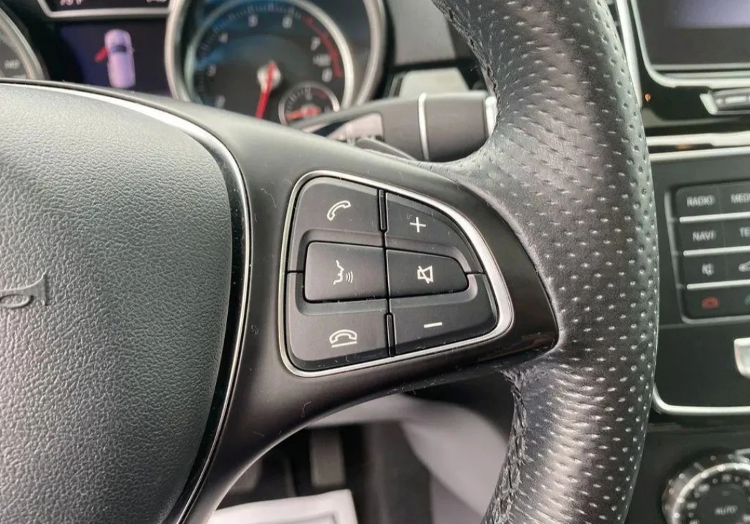 Mercedes-Benz GLE 350, снимка 11 - Автомобили и джипове - 54764141