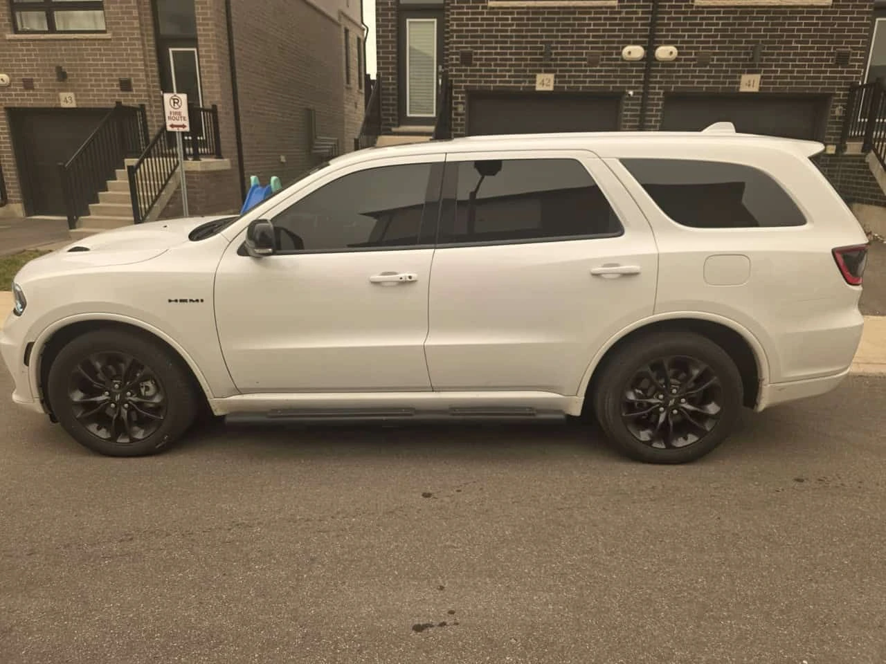 Dodge Durango R/T Plus AWD  CARFAX, снимка 2 - Автомобили и джипове - 55309357