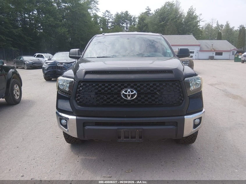 Toyota Tundra * ПАНО* KEYLESS* Camera* ПОДГРЕВ* , снимка 12 - Автомобили и джипове - 55578224