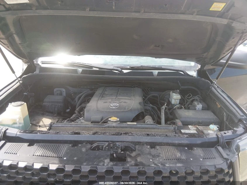 Toyota Tundra * ПАНО* KEYLESS* Camera* ПОДГРЕВ* , снимка 10 - Автомобили и джипове - 55578224