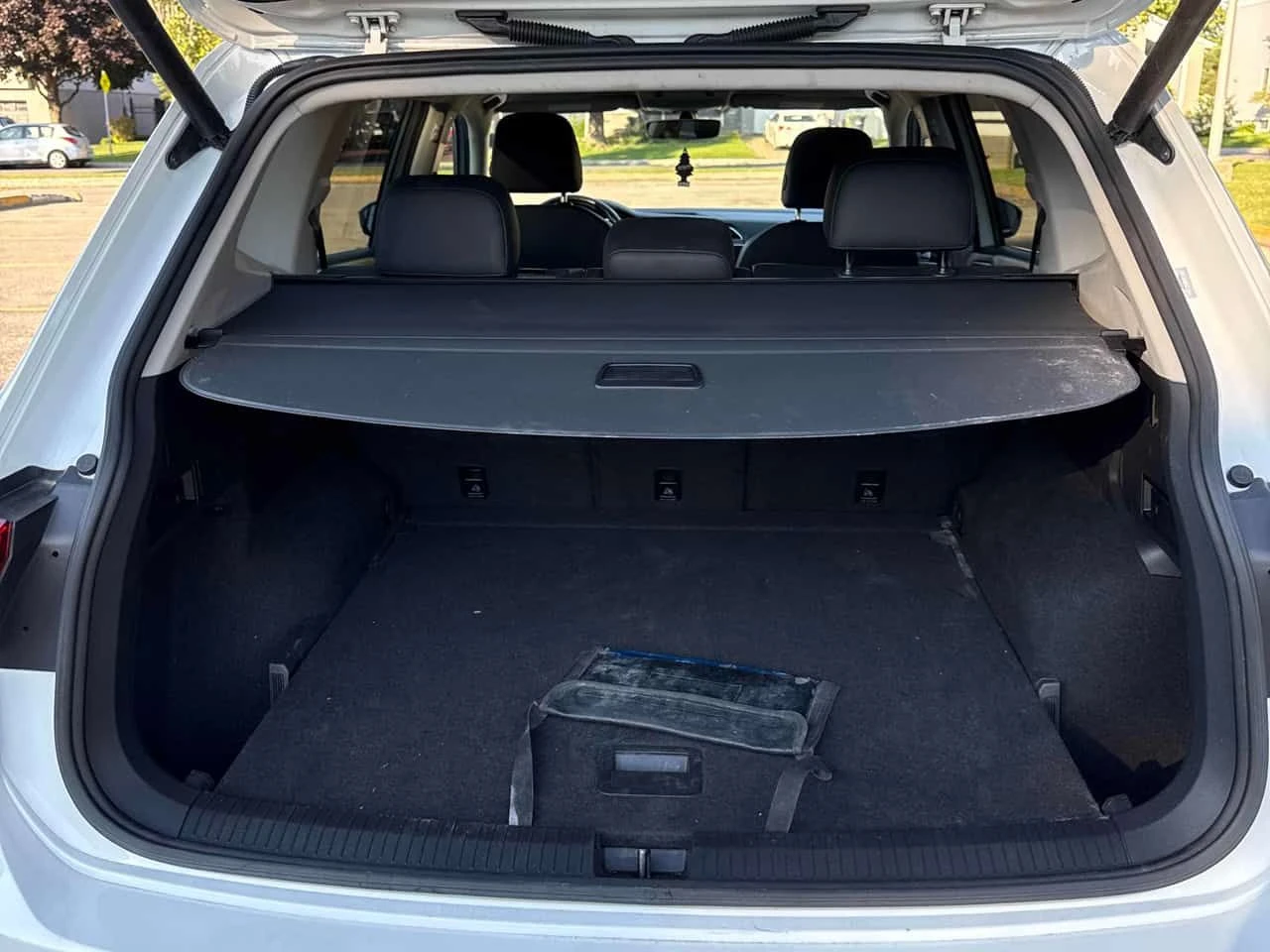 VW Tiguan * Highline * CARFAX * ОПЦИЯ ЗА ФИНАНСИРАНЕ , снимка 17 - Автомобили и джипове - 55590797