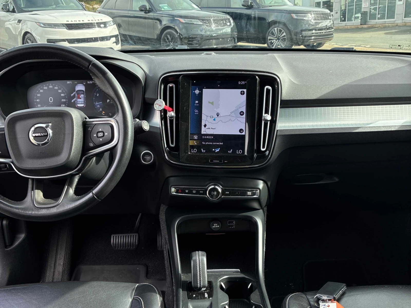 Volvo XC40  Momentum * CARFAX * БЕЗ ПЪРВОНАЧАЛНА ВНОСКА, снимка 9 - Автомобили и джипове - 55884511