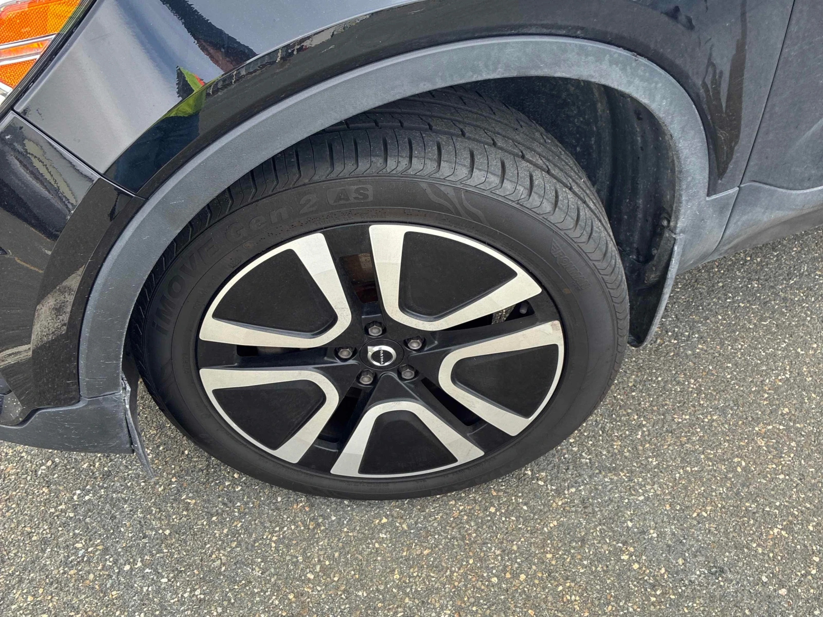Volvo XC40  Momentum * CARFAX * БЕЗ ПЪРВОНАЧАЛНА ВНОСКА, снимка 7 - Автомобили и джипове - 55884511