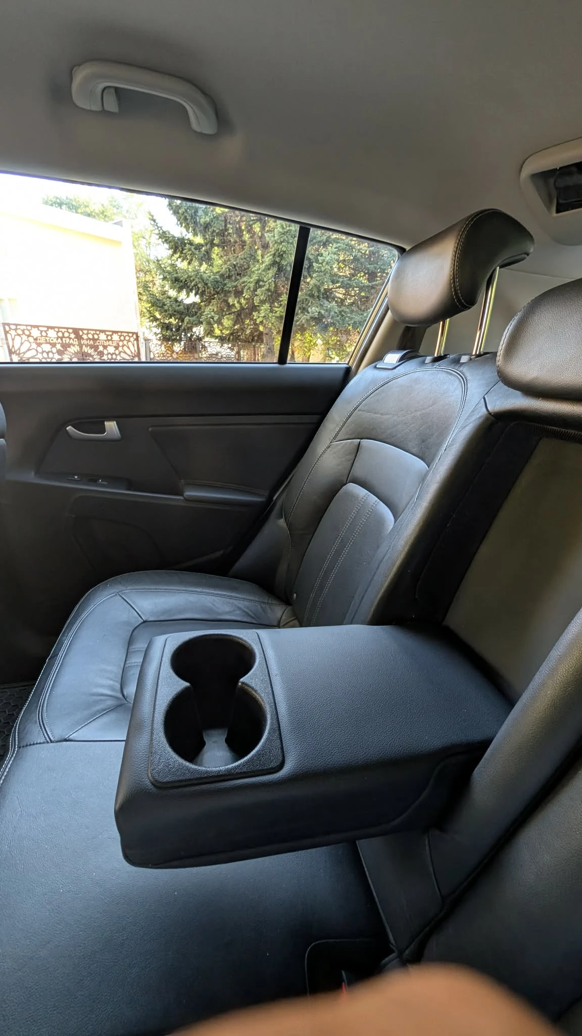 Kia Sportage, снимка 7 - Автомобили и джипове - 55986287