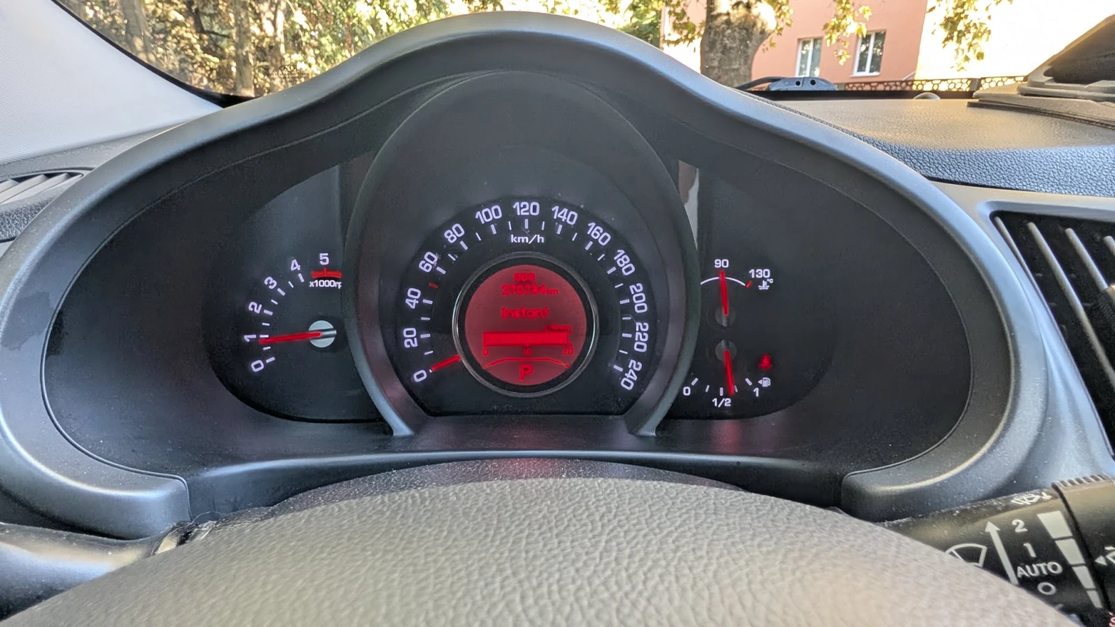 Kia Sportage, снимка 12 - Автомобили и джипове - 55986287