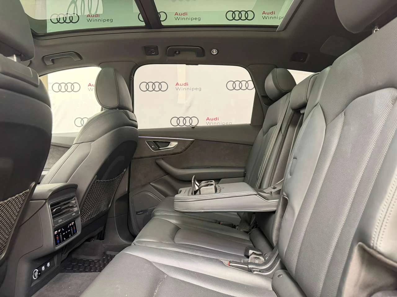Audi Q7 Technik, снимка 14 - Автомобили и джипове - 56437346