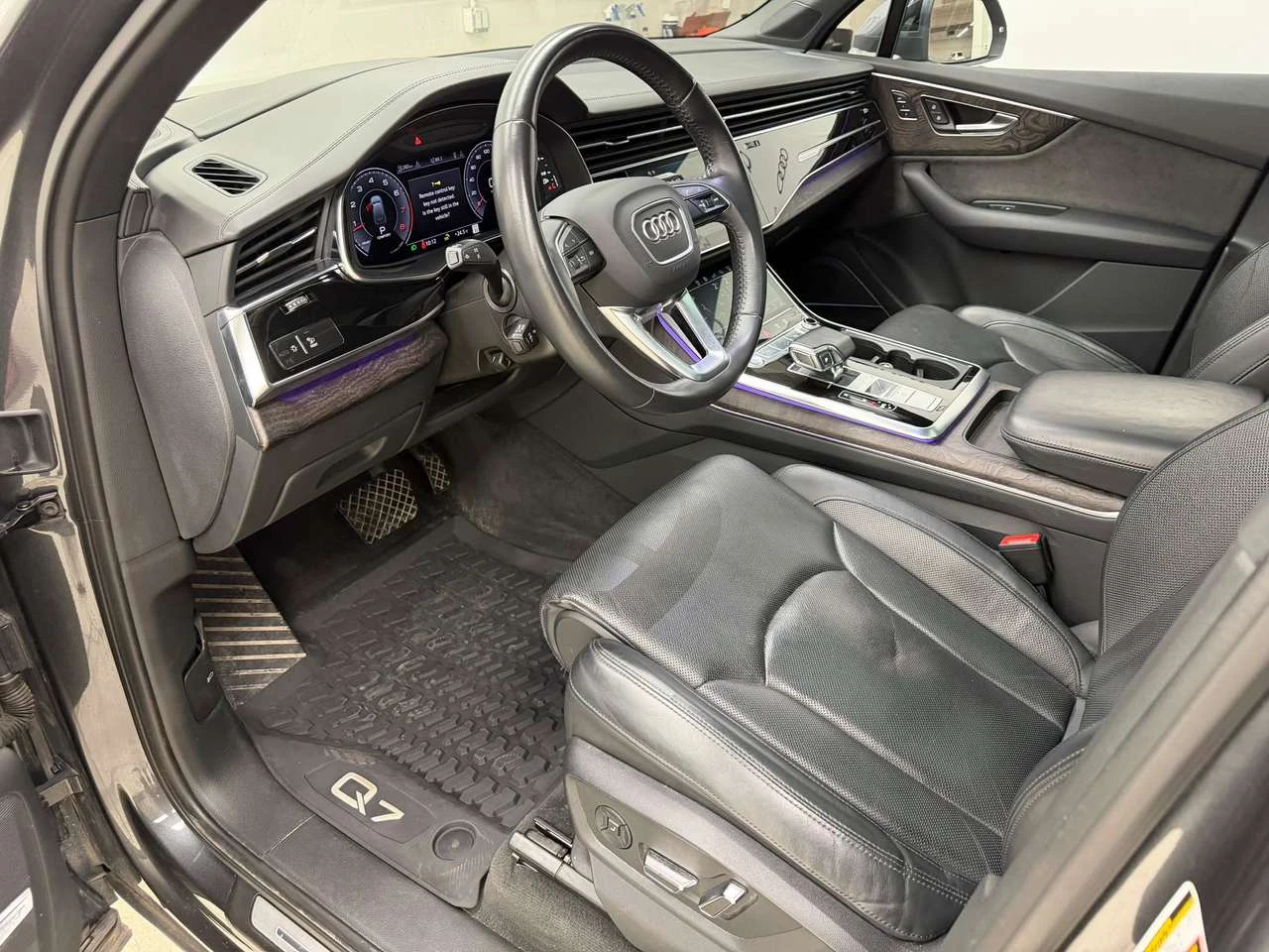 Audi Q7 Technik, снимка 10 - Автомобили и джипове - 56437346
