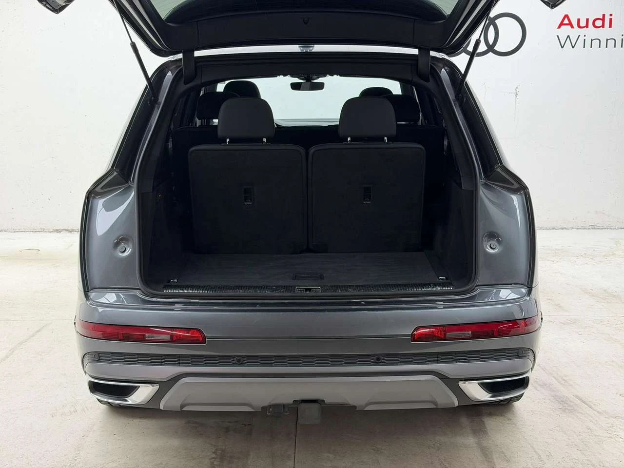 Audi Q7 Technik, снимка 17 - Автомобили и джипове - 56437346