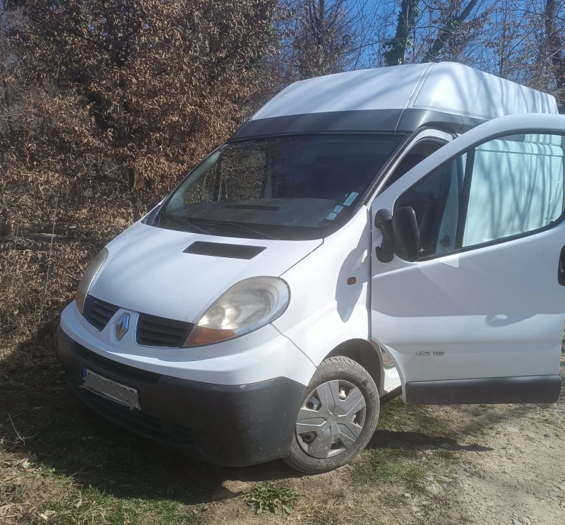 Renault Trafic, снимка 2 - Бусове и автобуси - 49425114