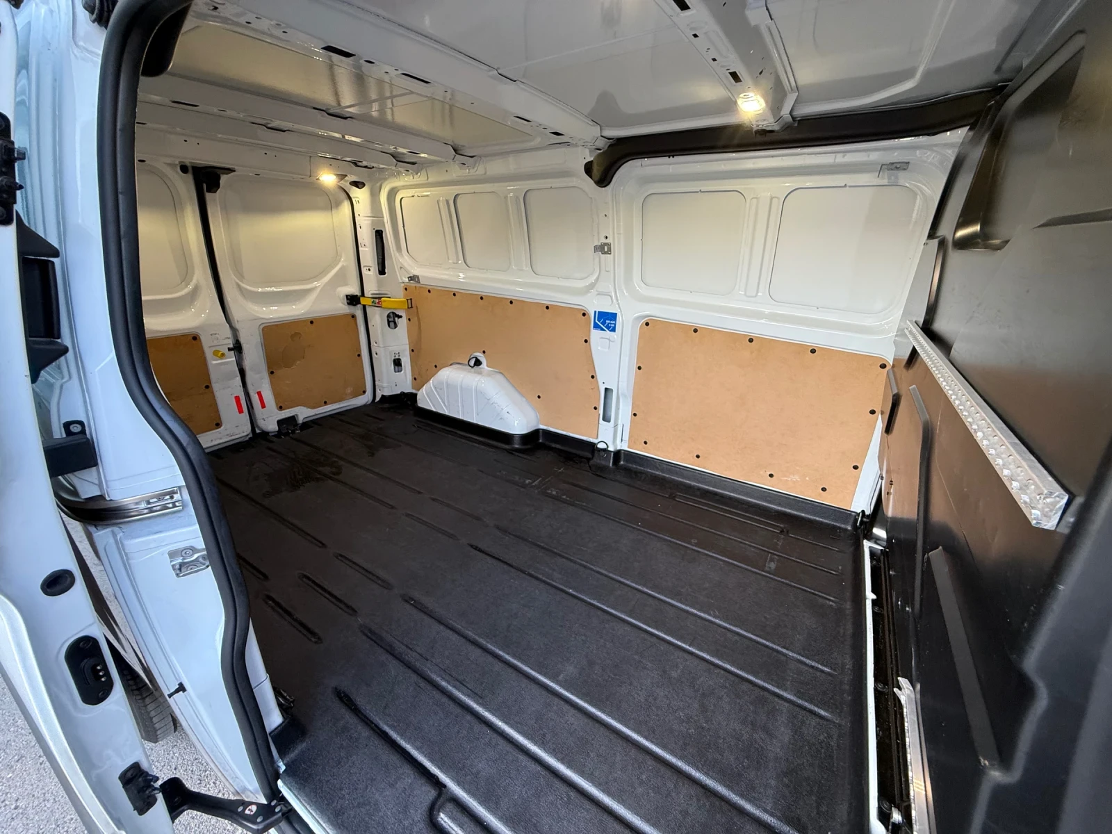 Ford Transit Custom 2.0TDCI L2H1 | Mobile.bg � ����������� 10