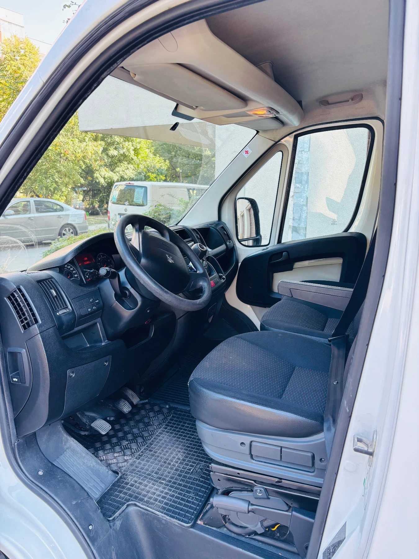 Peugeot Boxer, снимка 6 - Бусове и автобуси - 56059210