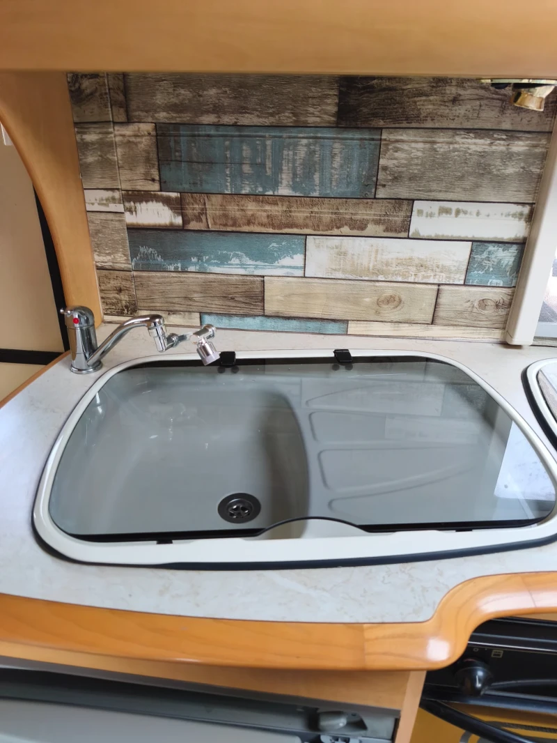 Каравана Bailey, снимка 14 - Каравани и кемпери - 52720172