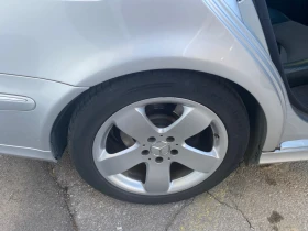 Mercedes-Benz E 220, снимка 8