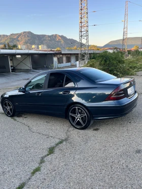 Mercedes-Benz C 220, снимка 3