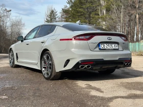 Kia Stinger Европейска! Спортна генерация Кия, снимка 6