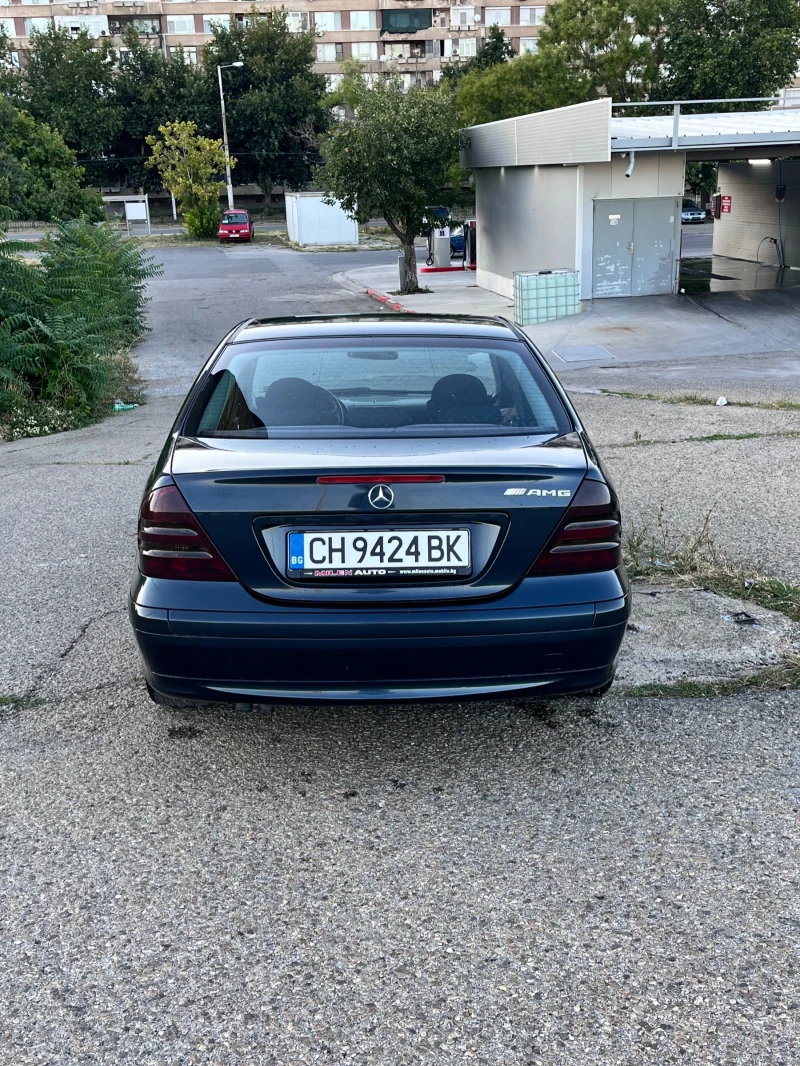 Mercedes-Benz C 220, снимка 1 - Автомобили и джипове - 48603358