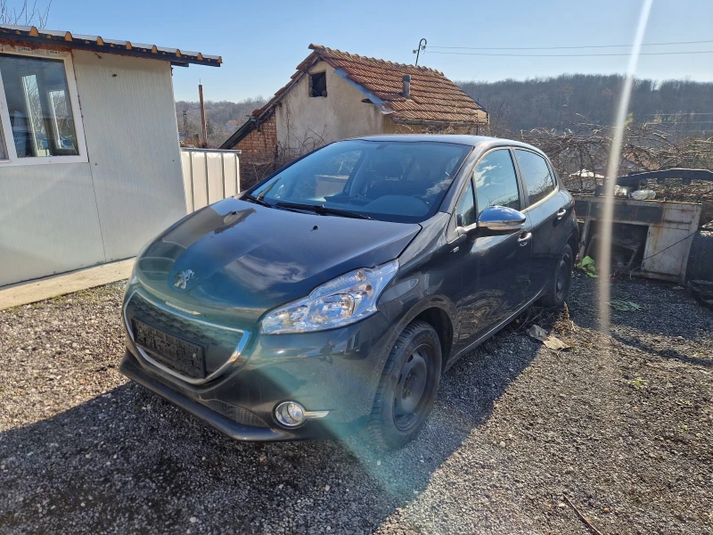 Peugeot 208 ИЗГОРЕЛИ КЛАПАНИ , снимка 1 - Автомобили и джипове - 48879375