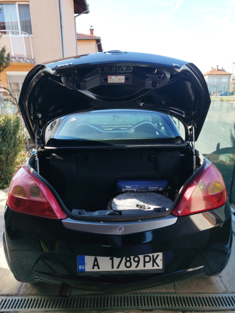 Opel Tigra 1.8, снимка 10 - Автомобили и джипове - 49470263