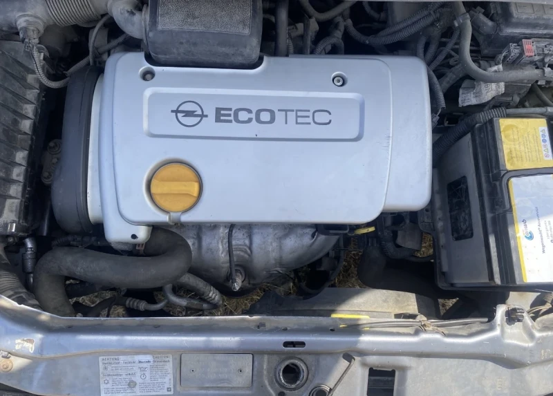 Opel Zafira 1.6, снимка 6 - Автомобили и джипове - 51544017