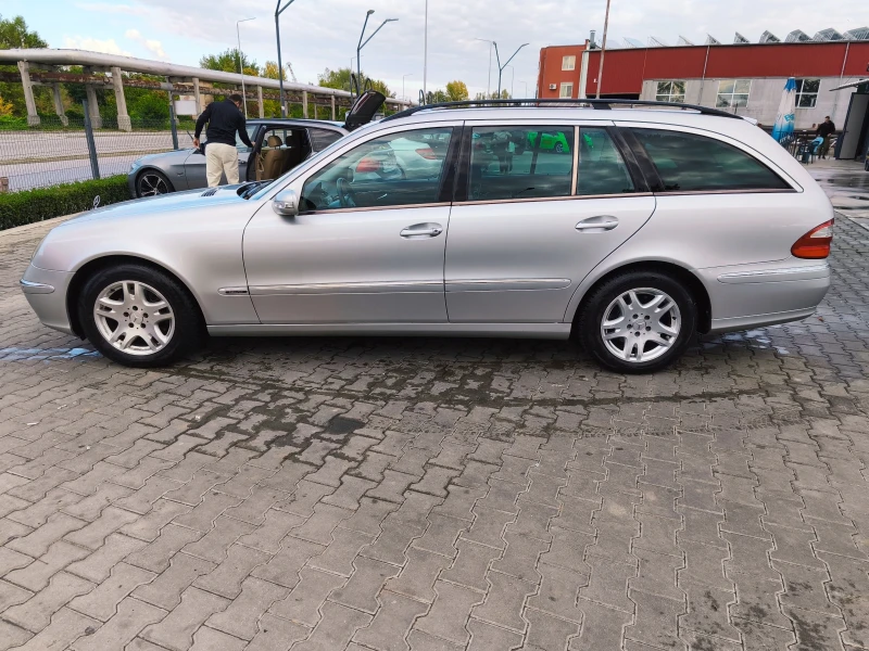 Mercedes-Benz E 240 4-matic LPG, снимка 5 - Автомобили и джипове - 52502436
