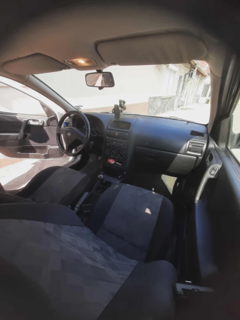 Opel Astra, снимка 7 - Автомобили и джипове - 52482288