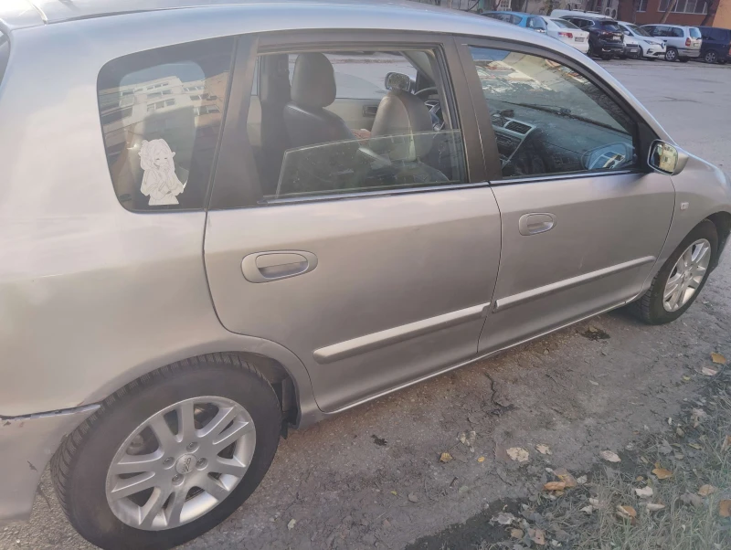 Honda Civic 1.6i v-tec, снимка 7 - Автомобили и джипове - 52950688