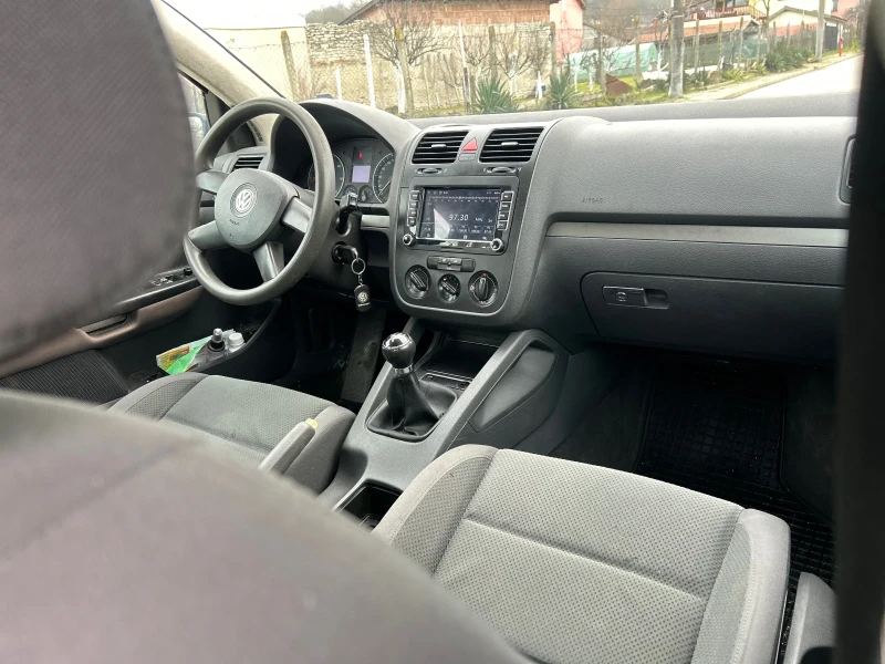 VW Golf 1.9, снимка 8 - Автомобили и джипове - 53223751
