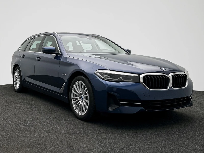 BMW 530E Touring  - xDrive Лизинг