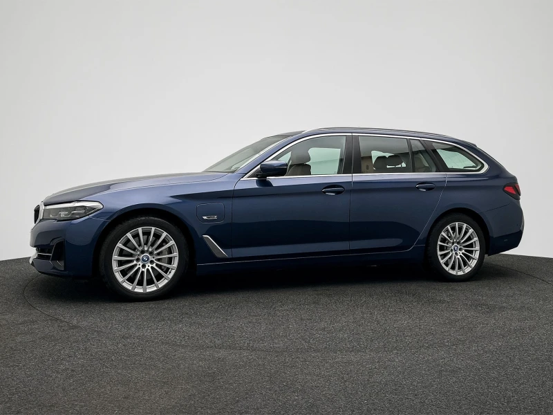 BMW 530E Touring  - xDrive Лизинг, снимка 5 - Автомобили и джипове - 53558245
