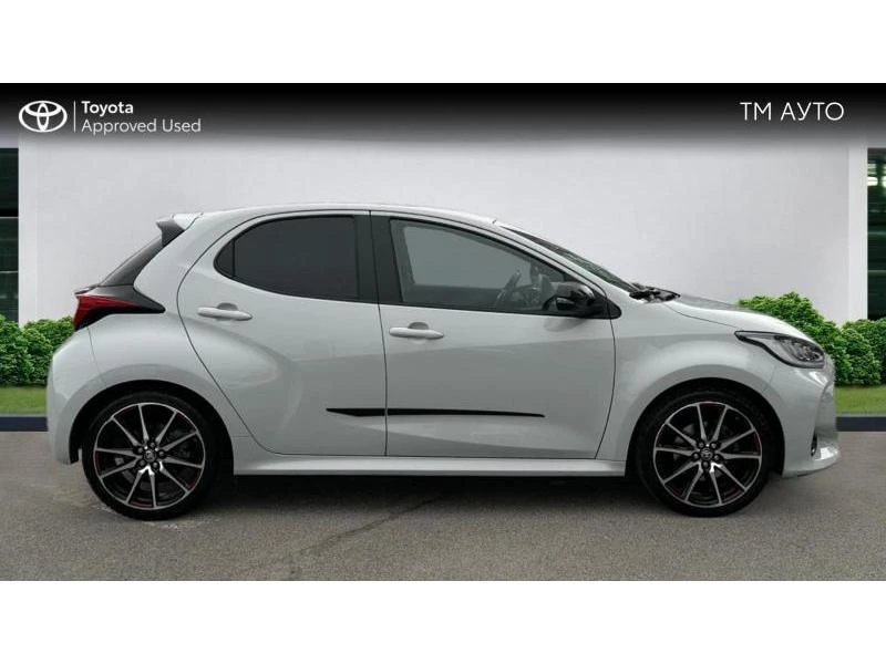 Toyota Yaris YARIS 1.5 HSD GR SPORT | Mobile.bg   17