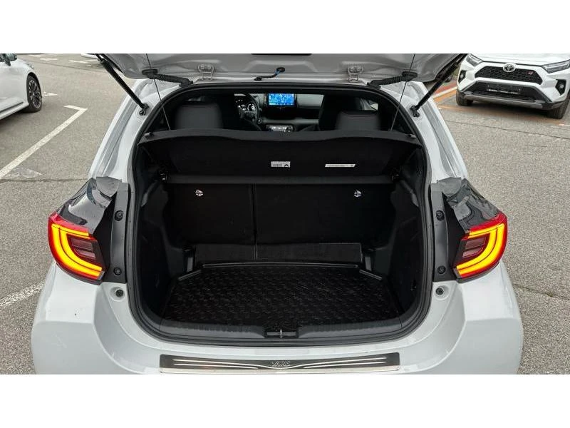 Toyota Yaris YARIS 1.5 HSD GR SPORT - изображение 10