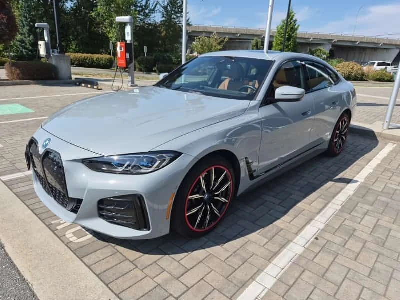 BMW i4 * eDrive40 * АВТОКРЕДИТ БЕЗ ПЪРВОНАЧАЛНА ВНОСКА* , снимка 6 - Автомобили и джипове - 55698503