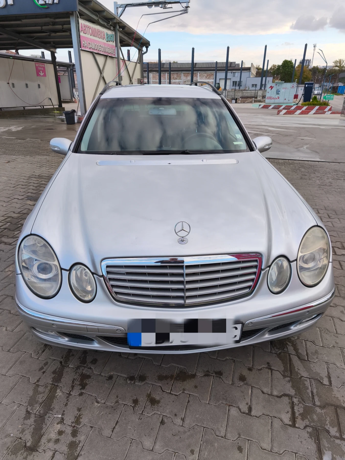 Mercedes-Benz E 240 4-matic LPG, снимка 1