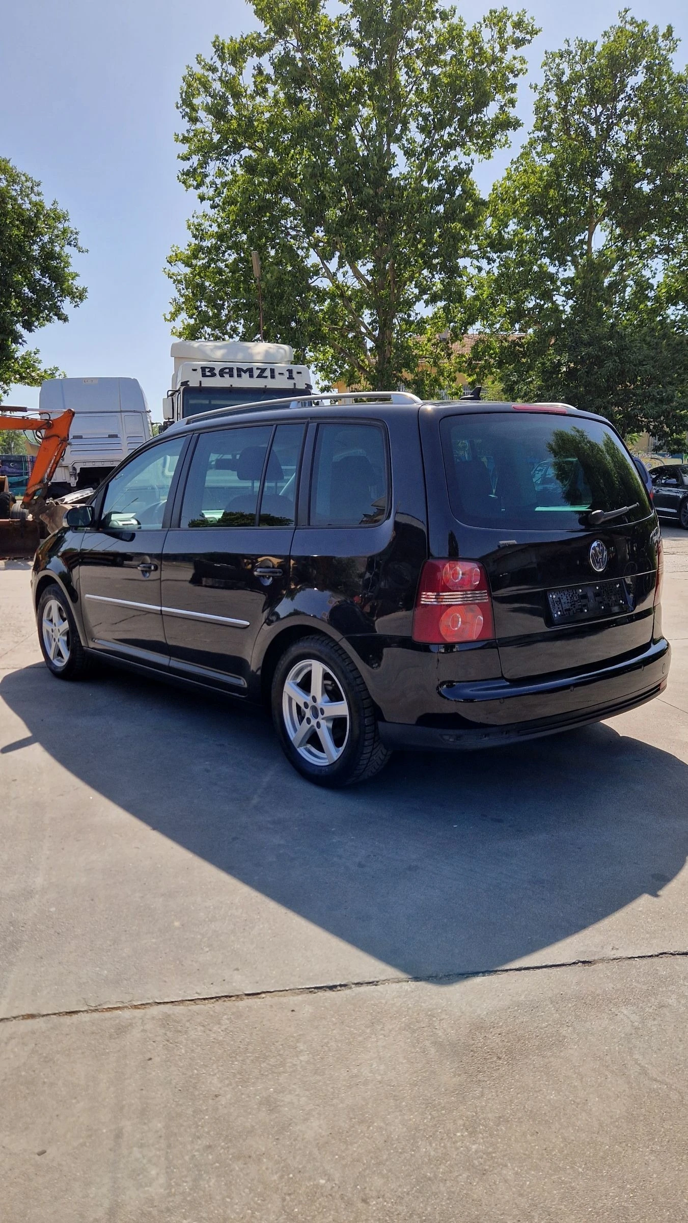 VW Touran 2.0 TDI 170к.с - изображение 6