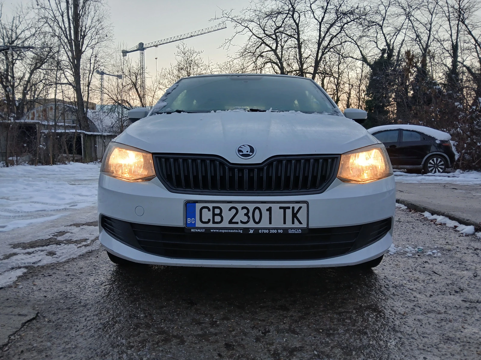 Skoda Fabia 1.0 - изображение 2