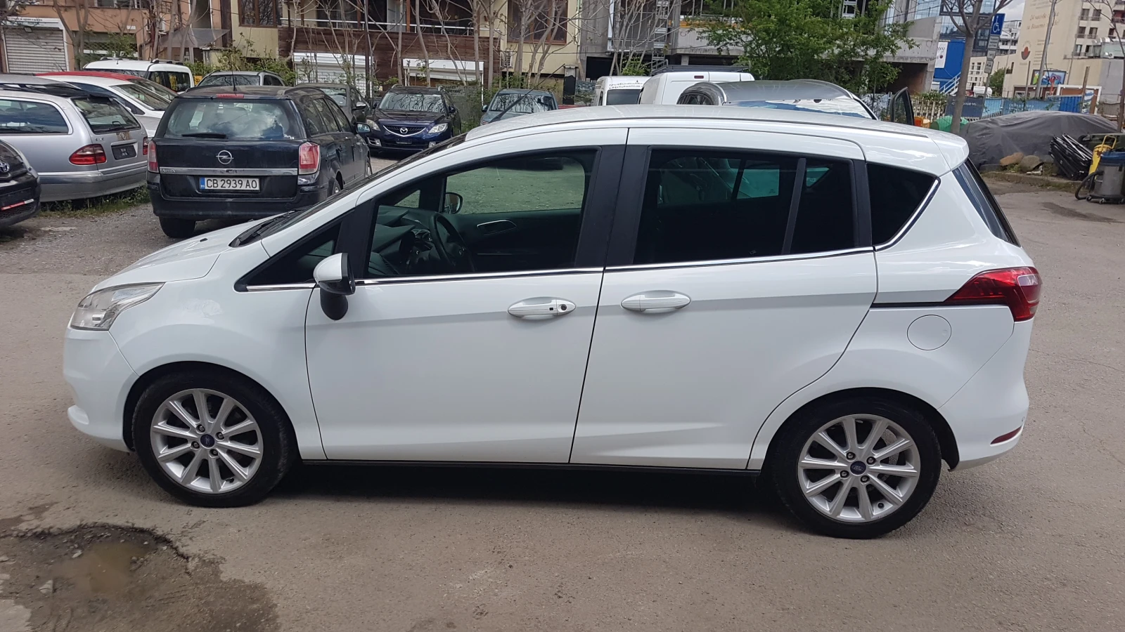 Ford B-Max 1.4i TITANIUM -GAZ - изображение 2
