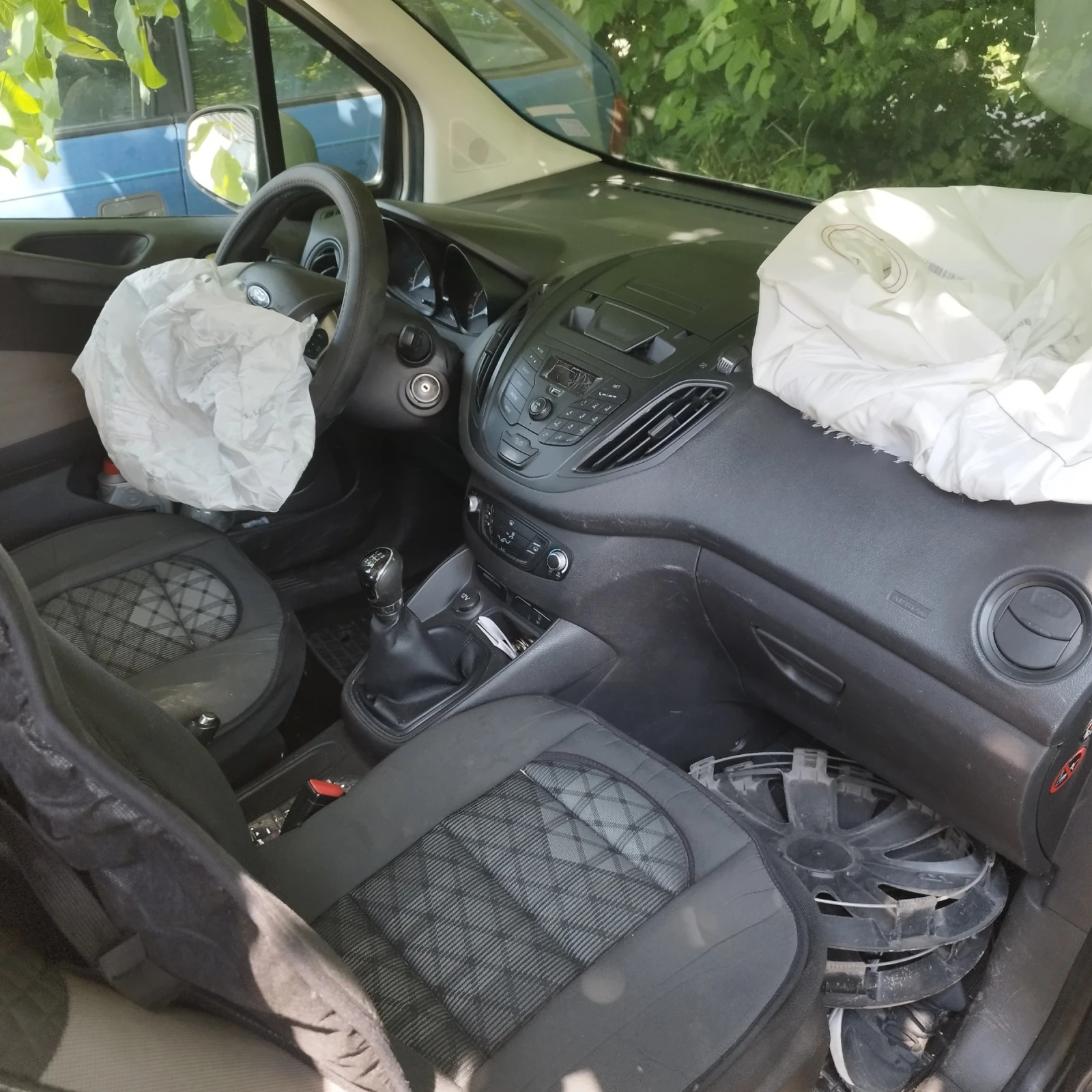 Ford Courier  - изображение 3