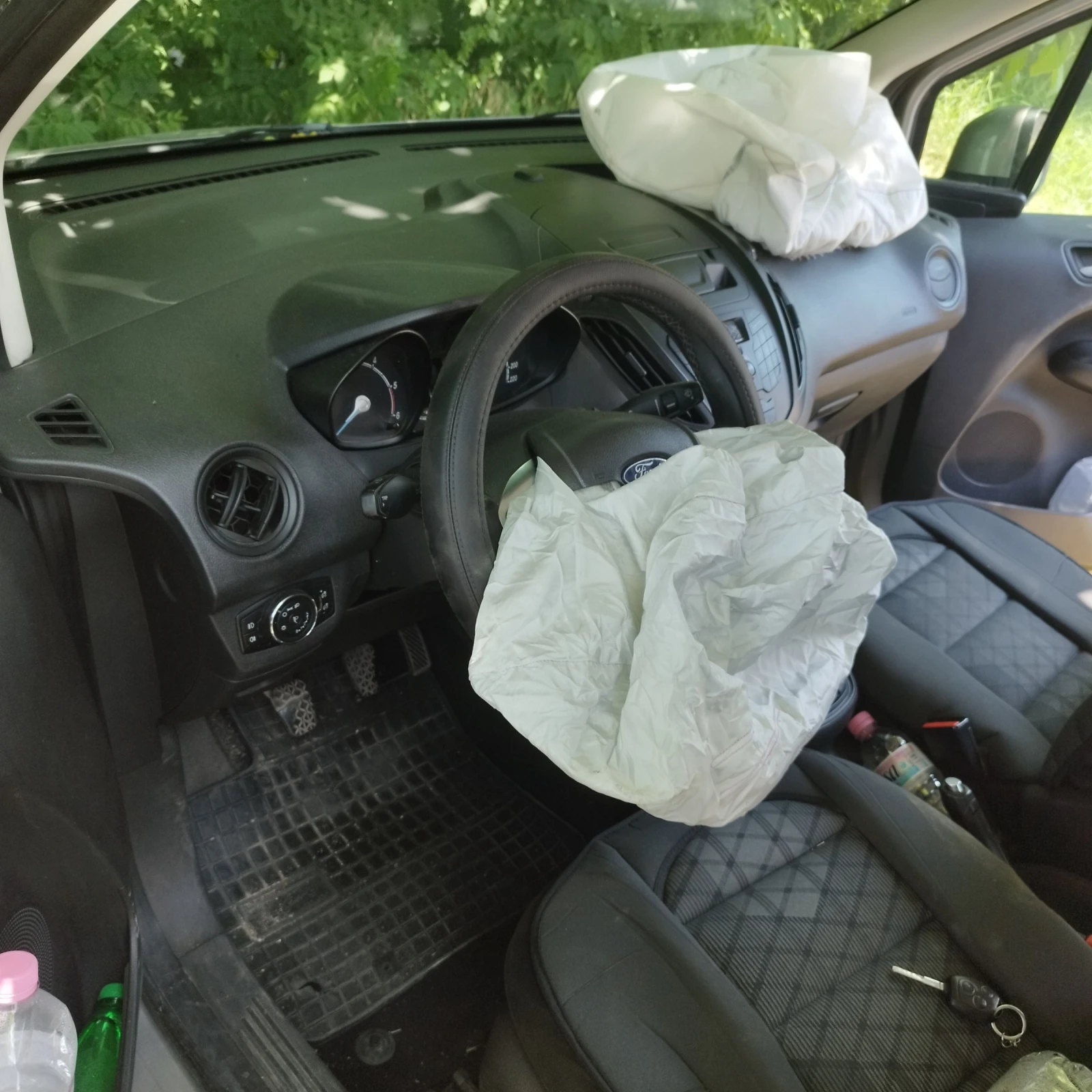 Ford Courier  - изображение 10
